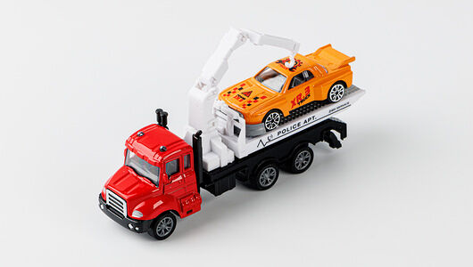 Набор игровой: эвакуатор и машинка, в ассортименте