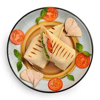 Ролл Цезарь в пшеничной лепёшке Уже Готово