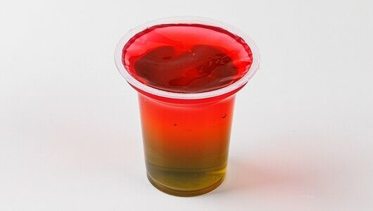 Десерт многослойный с фруктовым соком