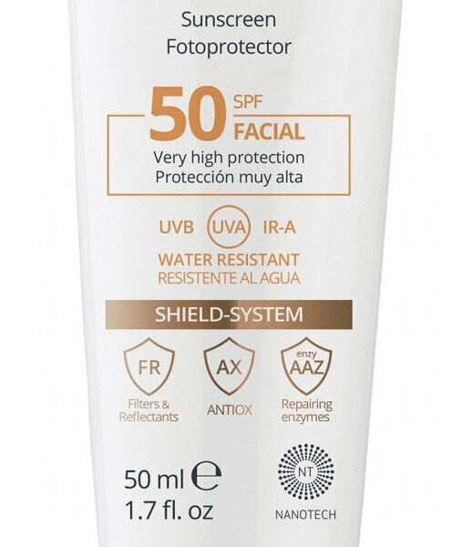 Средство для лица солнцезащитное с тонирующим эффектом SESDERMA Repaskin SPF50 с нежностью шелка, 50 мл