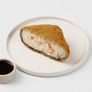 Онигирадзу "Филадельфия" с соевым соусом