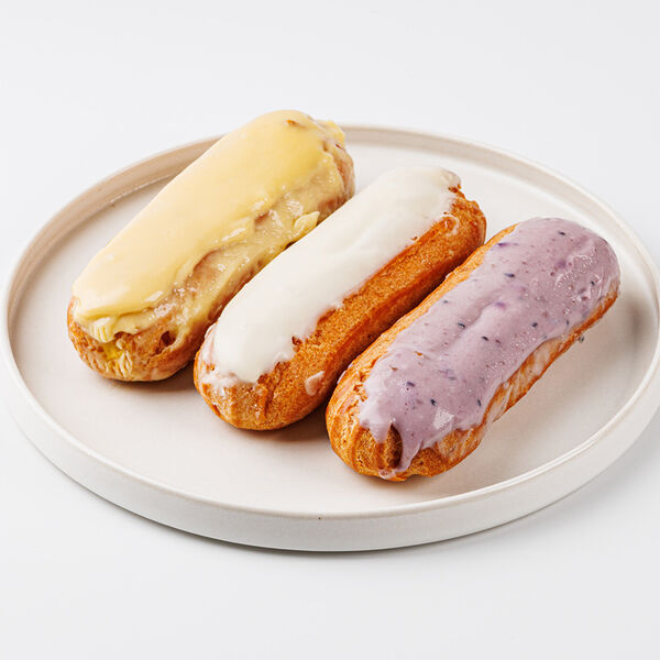 Ассорти эклеров Манго, Сырный, Лесные ягоды 