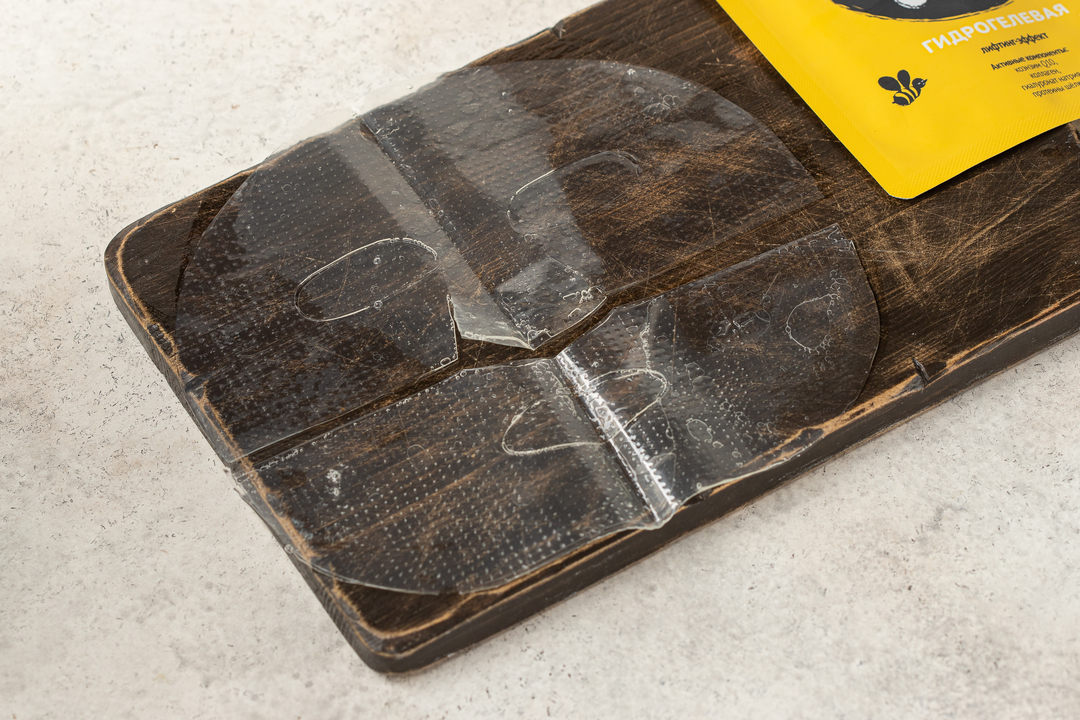 

Маска для лица гидрогелевая лифтинг-эффект