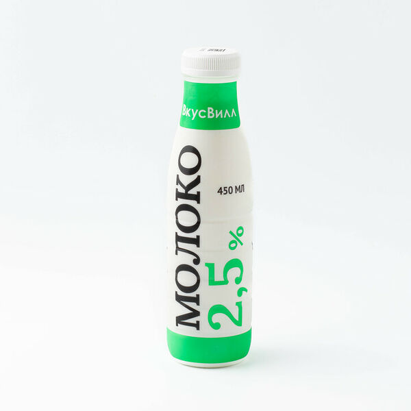Молоко 2,5% в бутылке