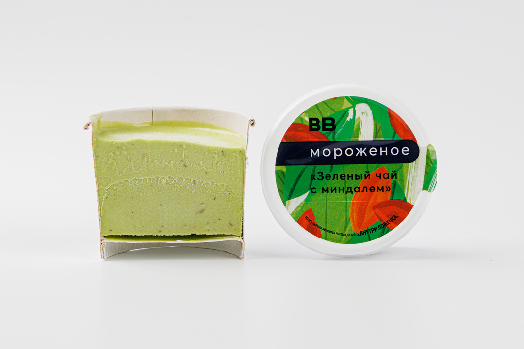

Мороженое Вкусвилл Зеленый чай с миндалем 75 г