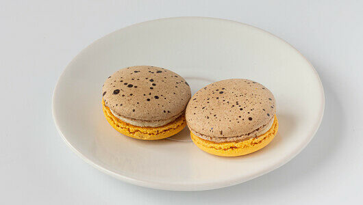 Макарон банан 2 шт, кафе, 32г