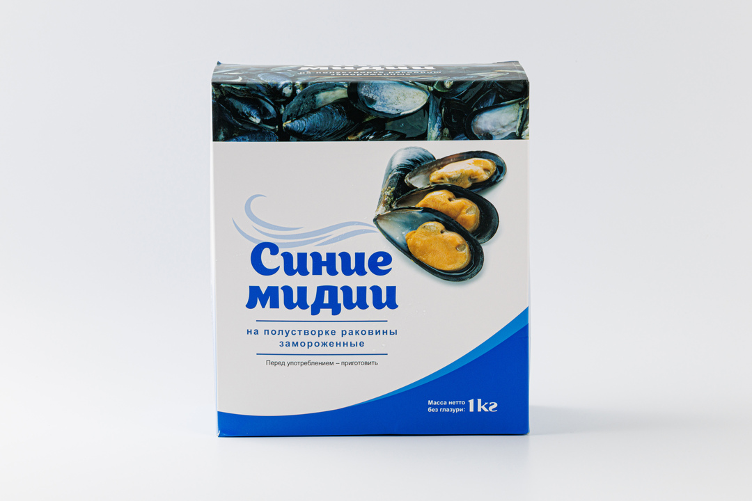 

Мидии синие на полустворке раковины, замороженные