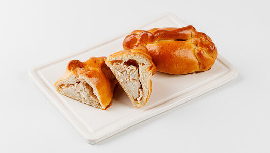 Расстегаи с лососем и палтусом 2 шт