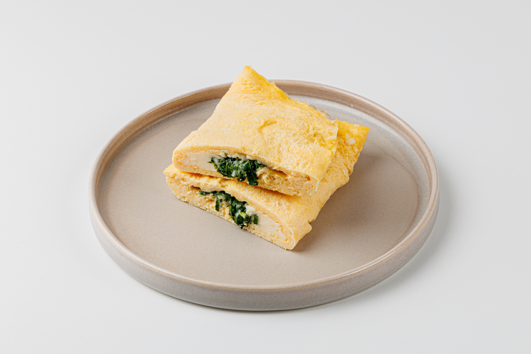 

Закрытый омлет с зеленью, шпинатом и сыром, кафе 165 г