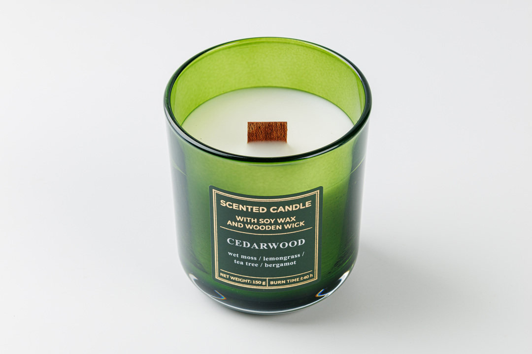 

Свеча ароматизированная в стакане "Кедр" Cedarwood