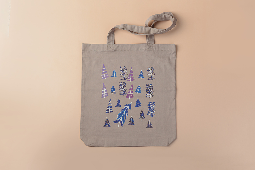 

Сумка - шоппер с рисунком Синие ели