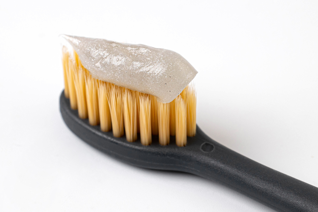 

Паста зубная ВкусВилл Отбеливающая с углем, 75 мл