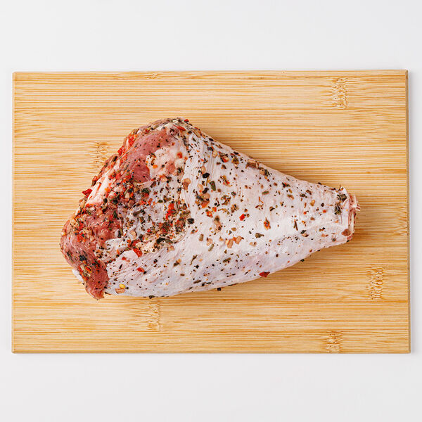 Голень индейки в маринаде