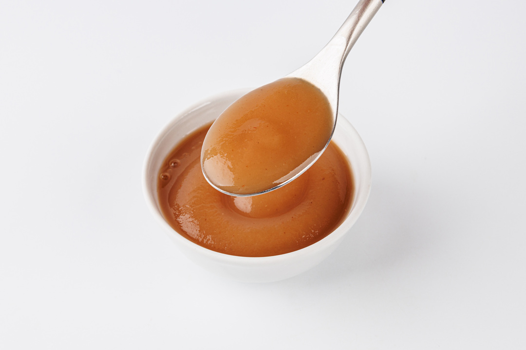 

Пюре из яблок с клубникой и малиной