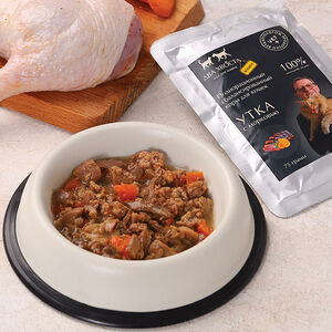 Корм влажный для взрослых кошек утка с морковью Два хвоста