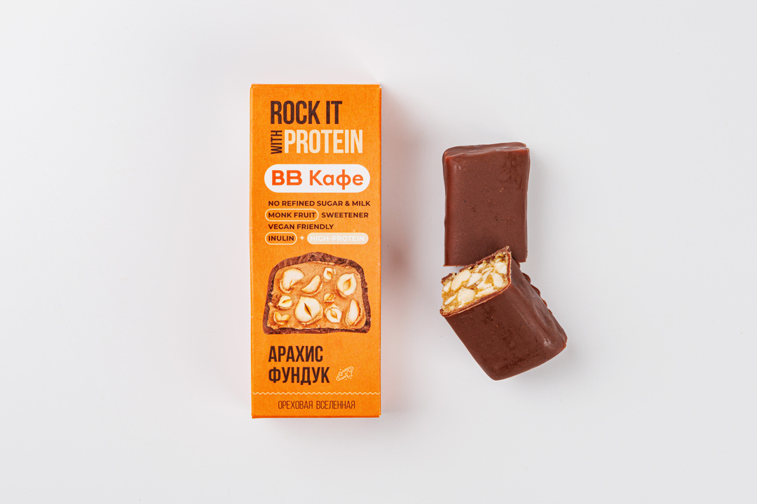 

Батончик протеиновый арахисовый с фундуком в шоколаде, кафе