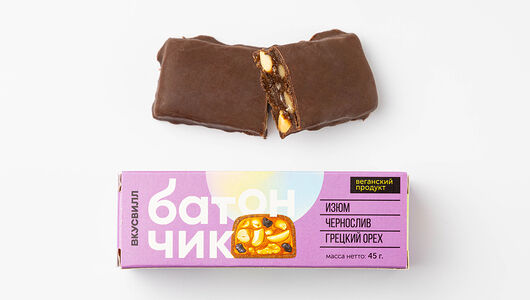 Батончик с изюмом и черносливом в карамельном шоколаде