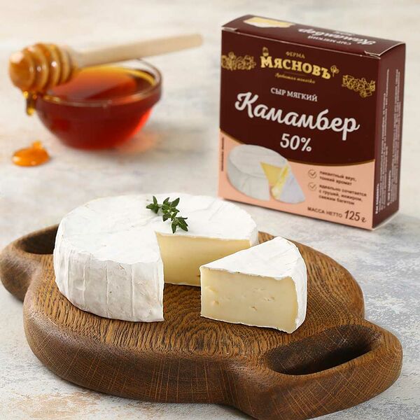 Сыр мягкий МясновЪ ФЕРМА Камамбер 50%