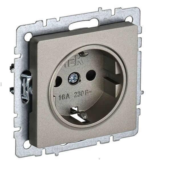 Розетка IEK Brite, с заземлением, без защитных шторок, 16 А, шампань