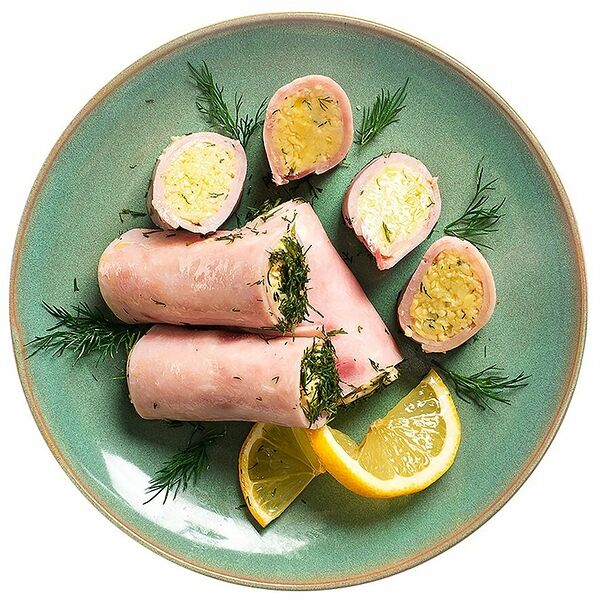 Рулетики из ветчины, фаршированные сыром с чесноком Уже Готово