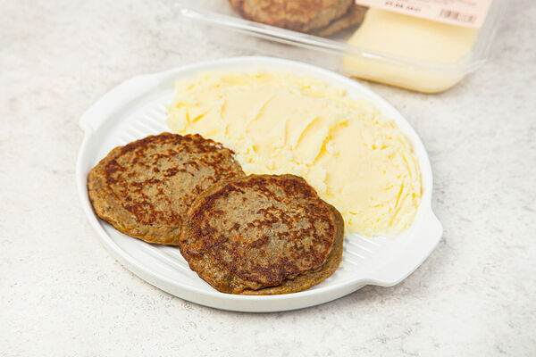 Оладьи печеночные с картофельным пюре