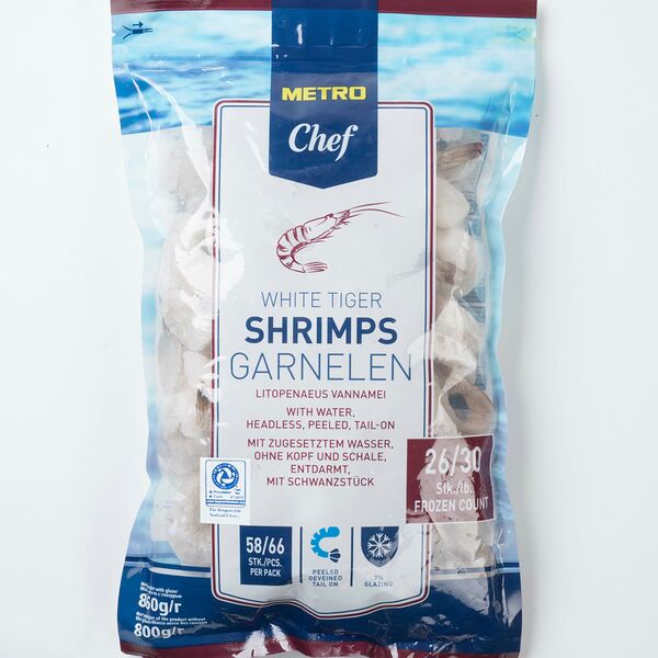 Креветки свежемороженые Metro Chef королевские 26/30 очищенные с хвостом