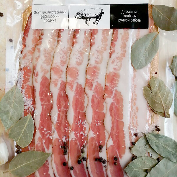 Бекон Мясо.Соль.Специи Деликатесный сырокопченый 100г