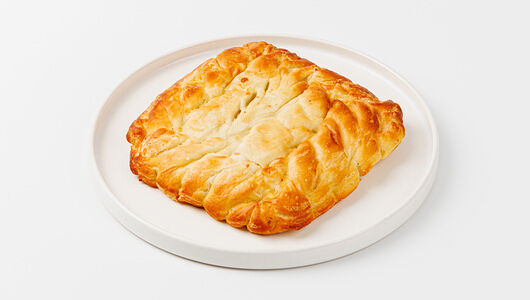 Пирог с яблоками. Пекарня