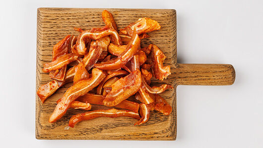 Уши свиные с паприкой, копчено-вареные 60 г