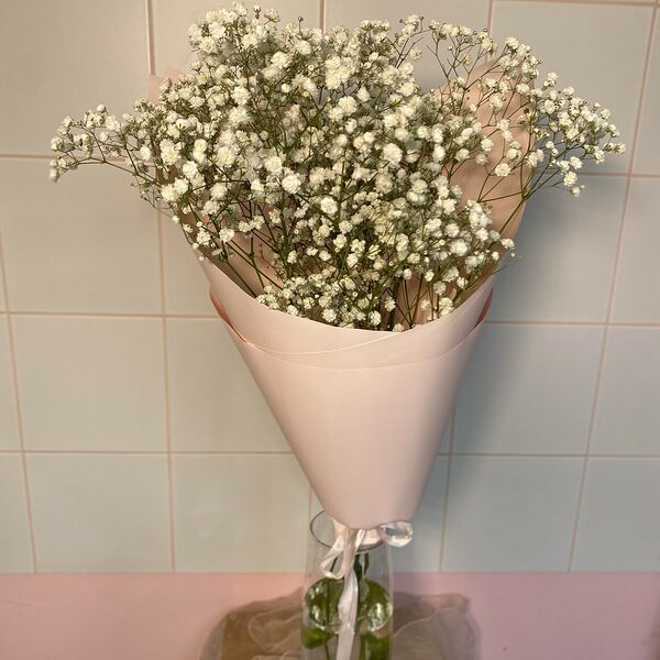 Букет белой гипсофилы