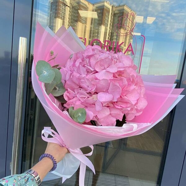 Букет из гортензии