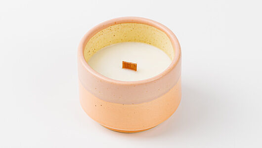 Свеча соевая в керамической чаше Манго-мандарин
