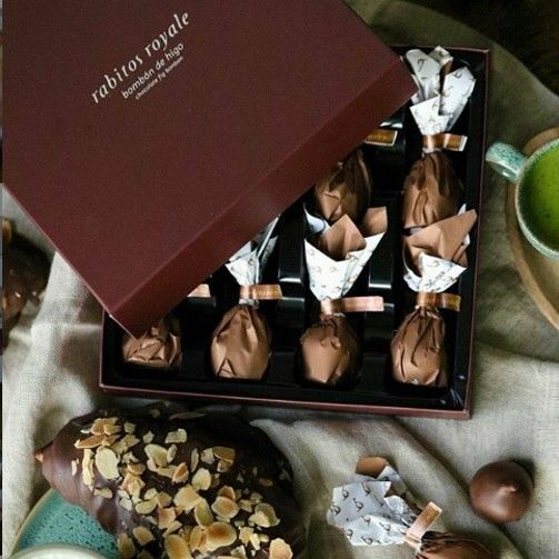 Инжир в молочном шоколаде с соленой карамелью №8 (Rabitos royale milk 142 g)