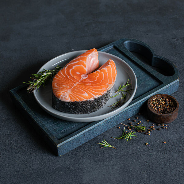 Крупный стейк из охлажденной сёмги