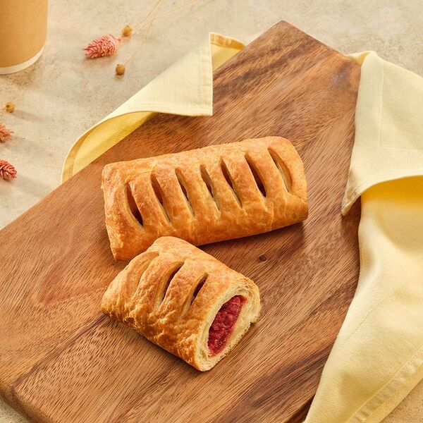 Слойка с малиной 75 г