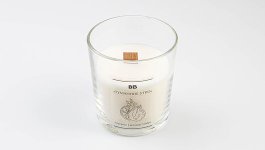 Свеча ВкусВилл парфюмированная из натурального воска Туманное утро