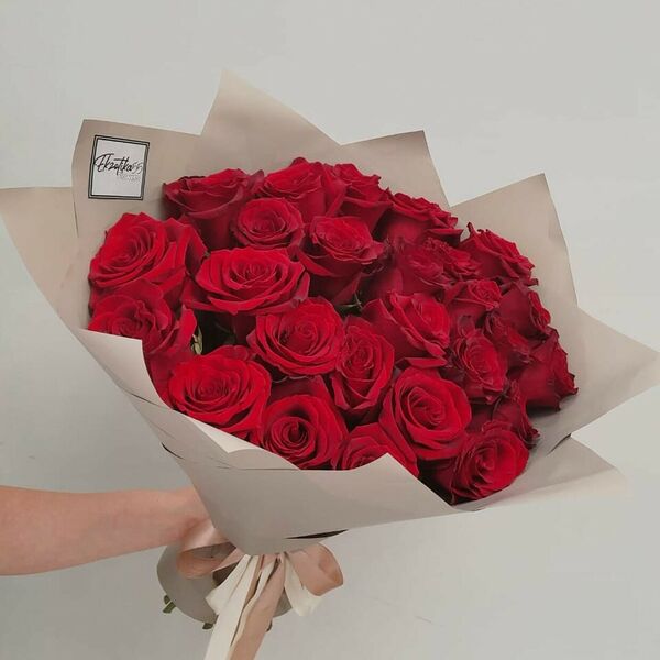 25 роз