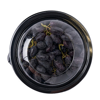 Виноград дамский пальчик черный с косточкой