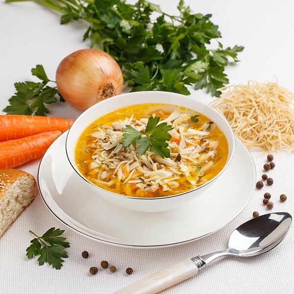 Суп-лапша домашняя с курицей 300 г