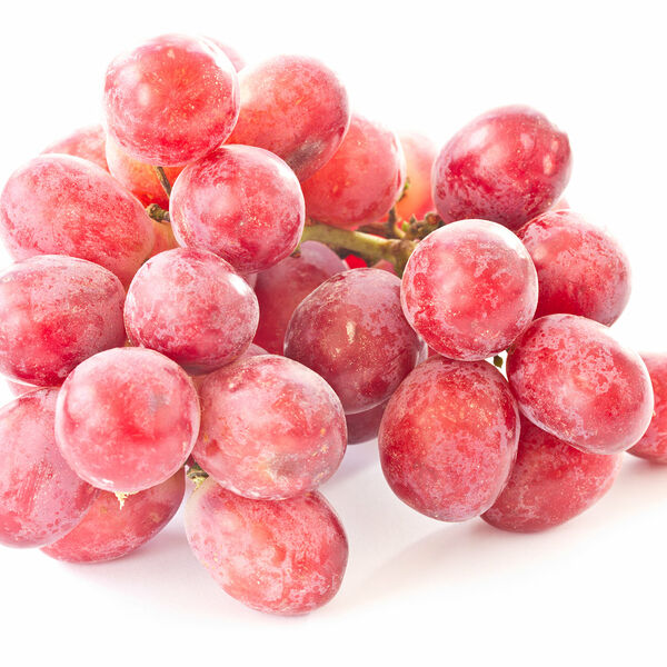 Виноград красный