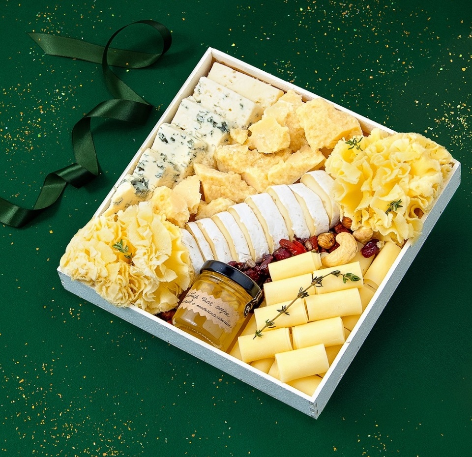 

Гастрономический набор «Сырный сет №1», «Азбука вкуса», 7 позиций