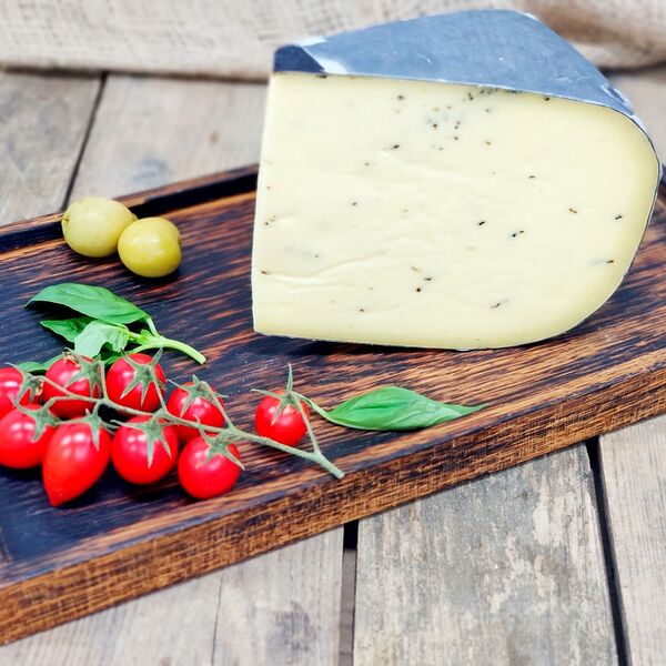 Сыр коровий с трюфелем