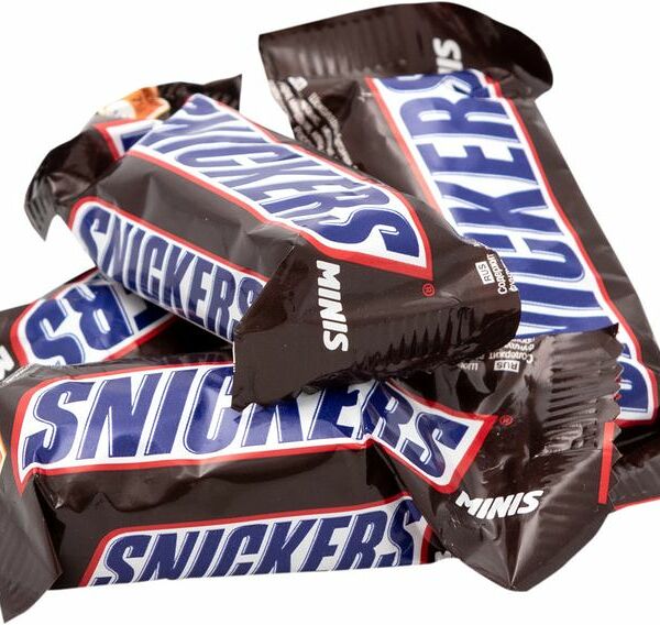 Шоколадный батончик Snickers Minis с арахисом-нугой