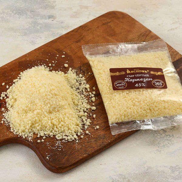 Сыр Пармезан твердый тертый 45% МясновЪ Ферма,созревание 365 суток