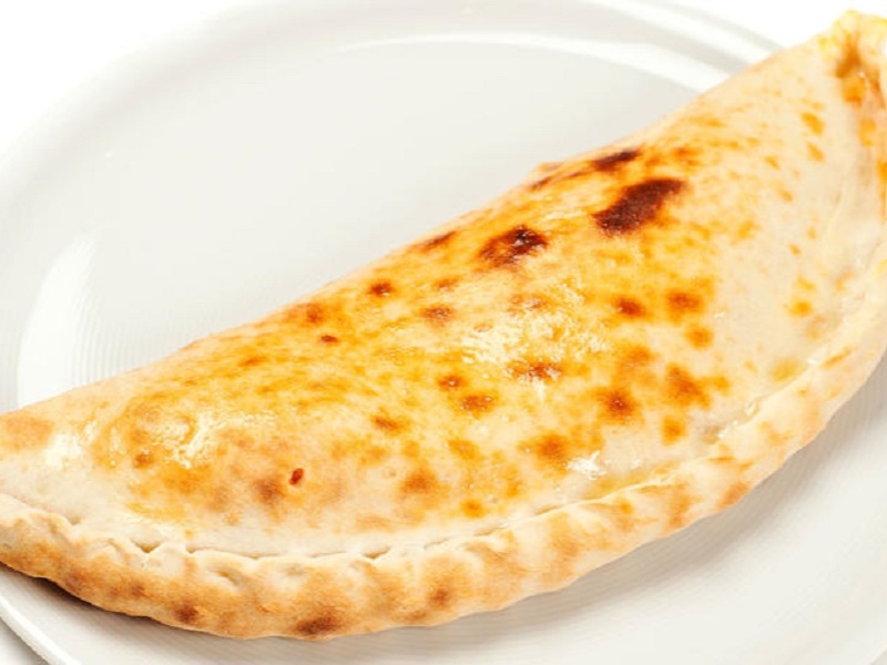 Кальцоне с курицей