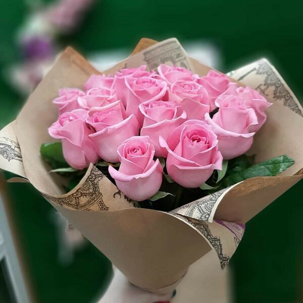 Букет из 15 розовых роз