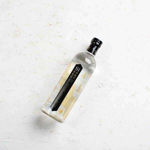 Кремниевая родниковая питьевая вода