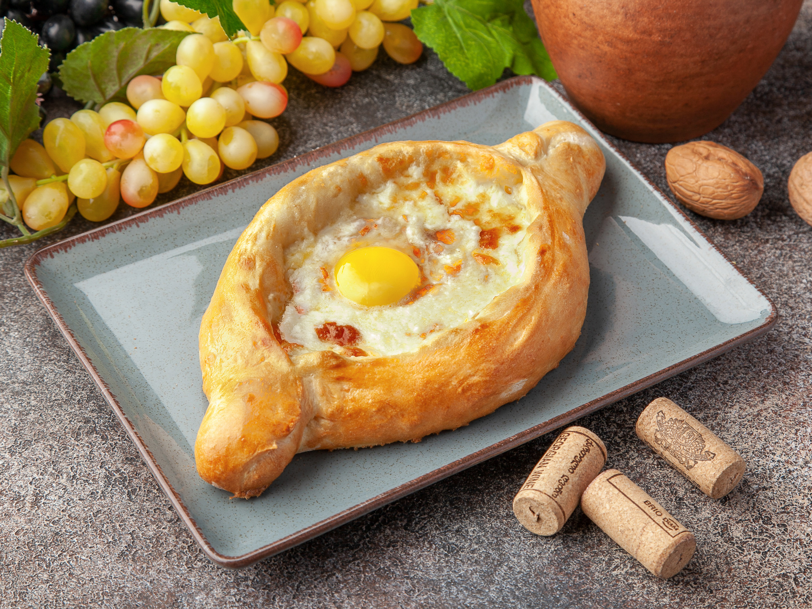 Хачапури по-аджарски