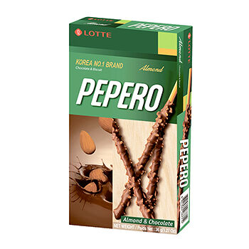 Соломка Almond Pepero Lotte в шоколадной глазури с миндалём