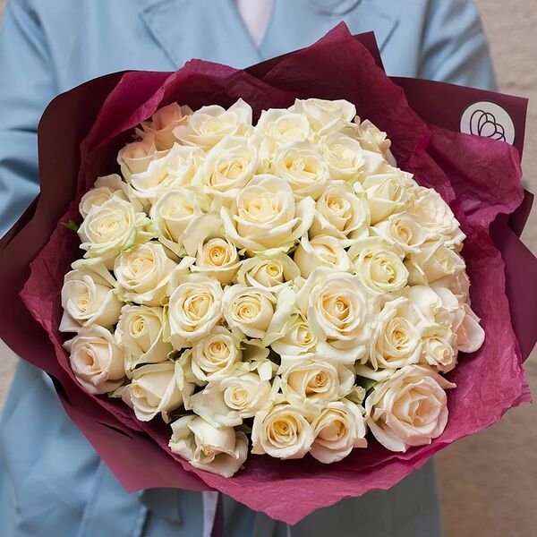 Букет из 45 белых роз 35-40 см (Россия)